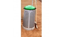 Odpadkov&eacute; ko&scaron;e na tenisov&eacute; kurty